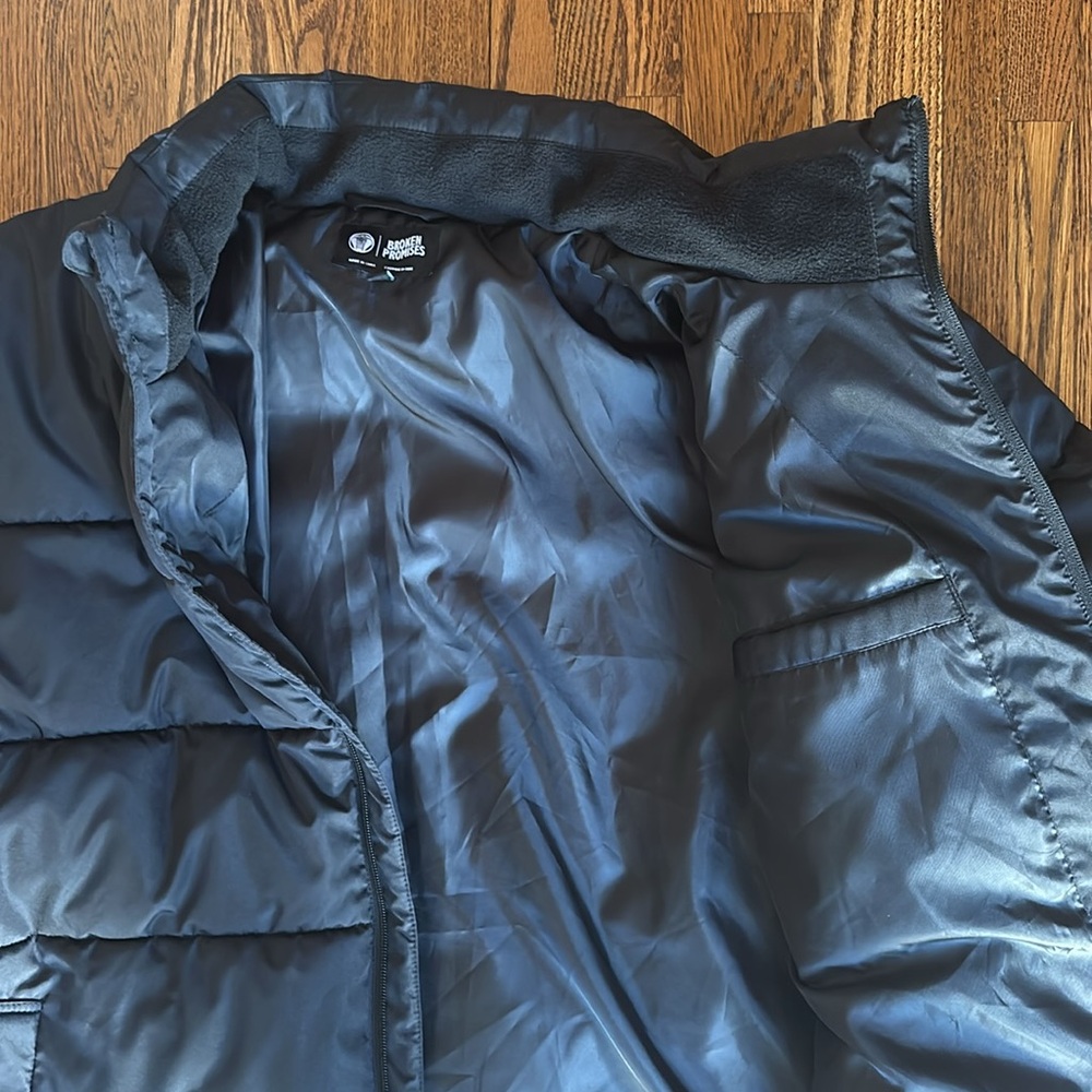Broken Promises Men’s Black Puffer Jacket with Logo - Picture 3 of 7